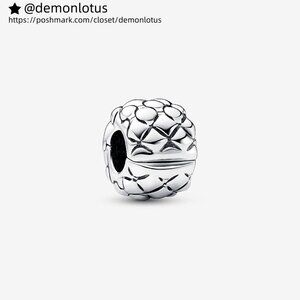 Pandora Studded Clip Charm